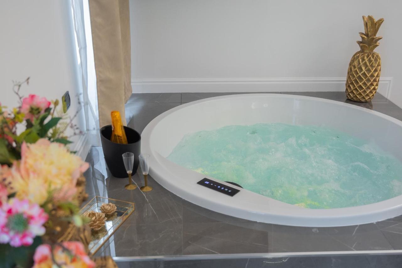 Nm Luxury Suites Pompei Esterno foto